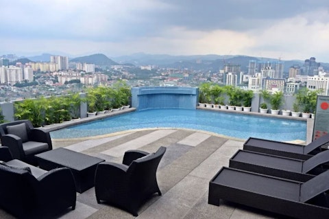 インフィニティプール完備！フルキッチンつきの4つ星ホテルに宿泊