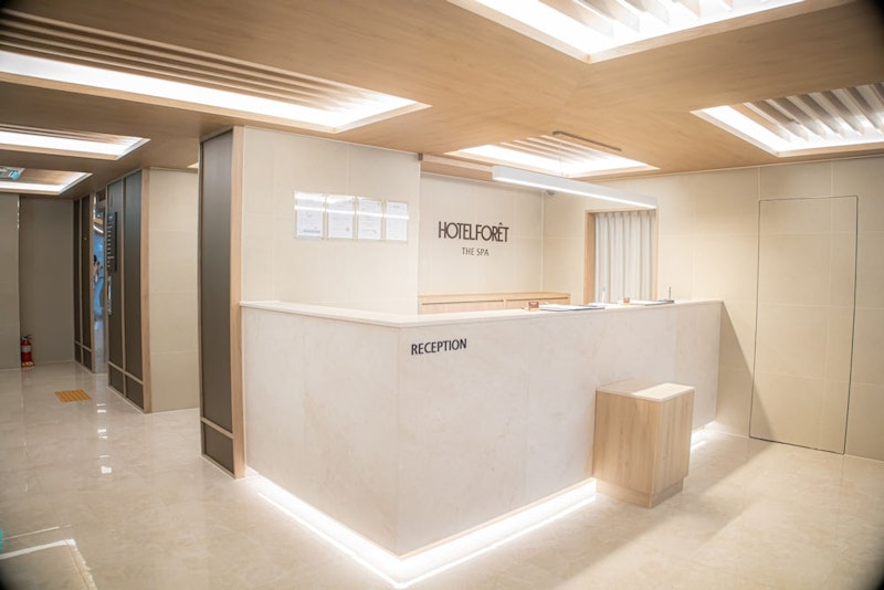 草梁駅から徒歩2分！天然木のインテリアがすてきな全室バスタブ完備のホテルに宿泊