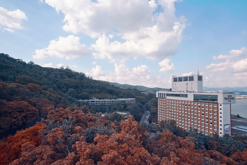 屋外プールから漢江を一望！カジノ併設の5つ星リバーサイドホテルに極上のステイ