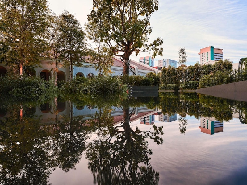 豪華ダイニングが併設!カラフルなショップハウスの上に建つ4つ星ホテルに宿泊