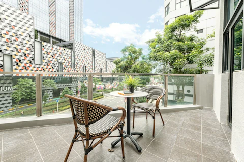 観光に便利な駅チカ！オーウェンロード沿いのおしゃれなデザインが魅力のホテルで快適旅