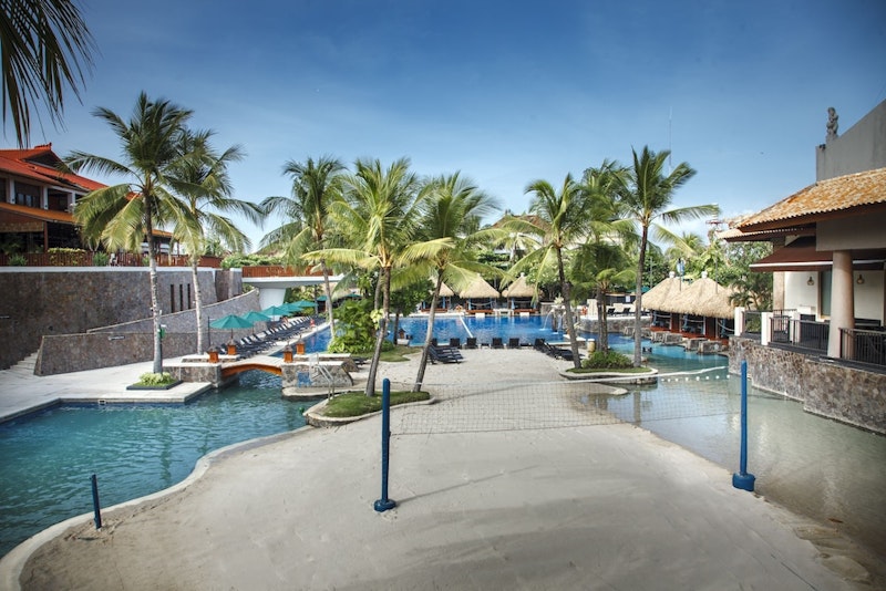 トランジットでシンガポール観光も！音楽がテーマのホテル滞在。ビジネスクラス利用