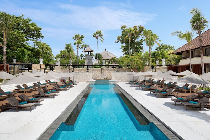 ビーチやプール、スパなど施設がそろったベノアエリアの4つ星リゾートホテルで至福ステイ