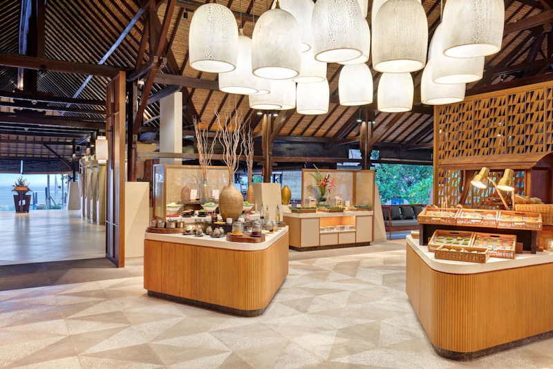 トランジットでシンガポール観光も!ビーチ直結の4つ星リゾート泊。ビジネスクラス利用