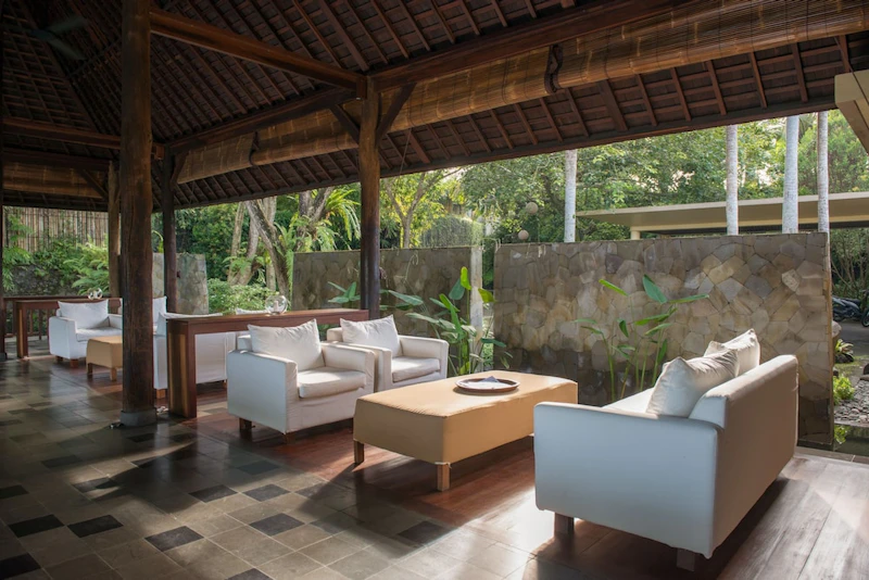 トランジットでシンガポール観光も！南国の植物にかこまれた5つ星リゾートにステイ