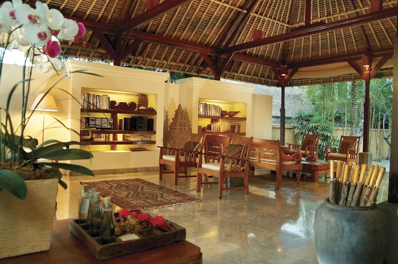 トランジットでシンガポール観光も！プールつきの豪華なヴィラに宿泊。ビジネスクラス利用