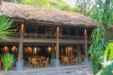プライベートビーチも魅力の豪華リゾート!海を望む優雅な部屋にステイ。ホテル特典つき