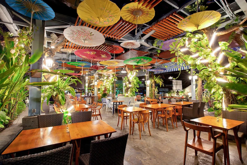 トランジットでシンガポール観光も！バリらしい4つ星ホテルに宿泊。ビジネスクラス利用