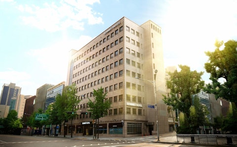 SALE価格🎄初めてのソウルをとことん満喫！便利な駅チカ＆コンビニやセルフロッカー完備のホテル泊