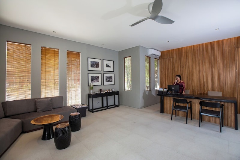 スミニャック中心部!落ちついた空間が広がるモダンなヴィラで癒やしステイ