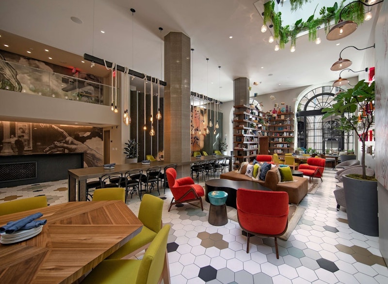 ダウンタウンの好立地な4つ星ブティックホテルに宿泊!朝食つき&ビジネスクラス利用