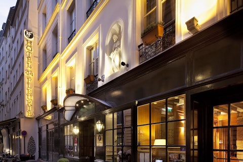 サンジェルマン通りへ徒歩1分！好立地＆モダンなホテルにステイ。ビジネスクラス利用