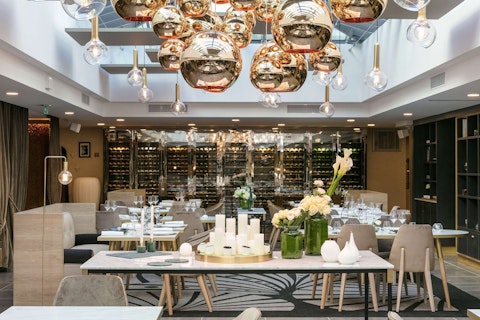 ペルネティ駅まで徒歩2分!ばつぐんの立地のモダンな4つ星ブティックホテルに宿泊