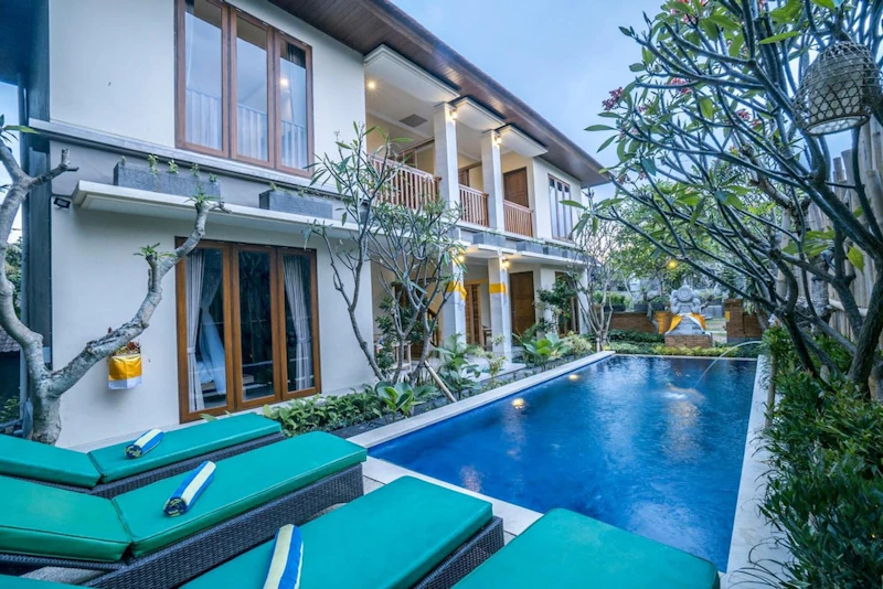 トランジットでシンガポール観光も！緑あふれるホテルに宿泊。ビジネスクラス利用