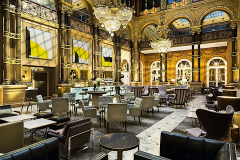 サンラザール駅に隣接するホテルに滞在！モンサンミッシェル観光つき＆ビジネスクラス利用