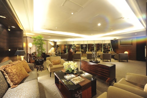 臨江街の夜市が徒歩圏内の好立地！台北101の観光にも便利なホテルの4人部屋にステイ