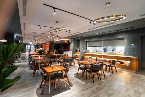 象山駅へ徒歩5分＆台北101も歩いてすぐ！好立地なホテルに宿泊。4名1室