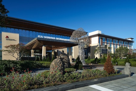 韓国のリゾート地をぜいたくに満喫!テーマパークやカジノがそろう4つ星ホテルに宿泊
