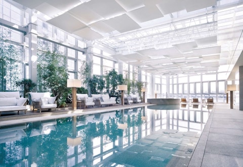 海雲台の海と広安大橋の全景を望む！ダイニングが充実する5つ星ホテルにステイ