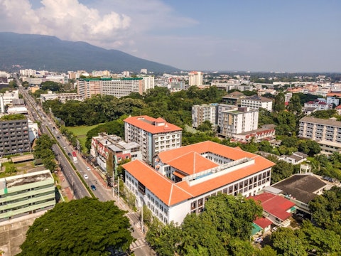 コロニアル様式の建物が魅力!5つ星ホテルでくつろぎのチェンマイ旅。ビジネスクラス利用