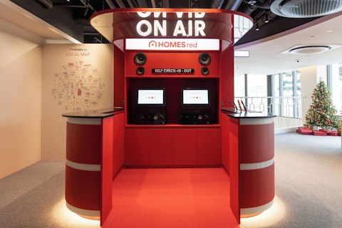 ルーフバルコニーで夜景を一望！忠武路駅すぐの好立地ホテルにステイ。ビジネスクラス利用