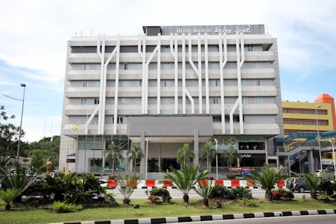 SALE価格🎍オールドモスクは車ですぐ！屋外プール併設の落ちつきあるホテル泊。往復送迎つき