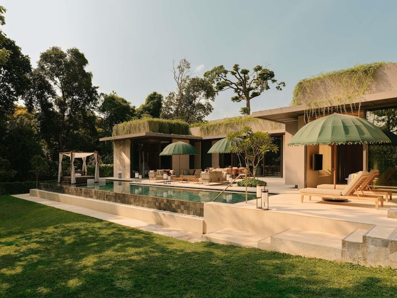 優雅な静けさを満喫！トロピカルガーデンに囲まれた5つ星リゾートホテルに宿泊