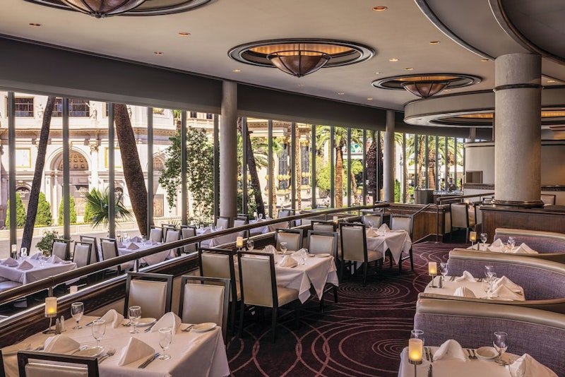 ストリップ中心エリアのホテル&安心の日系ホテル泊!ラスベガス&ロサンゼルスを周遊