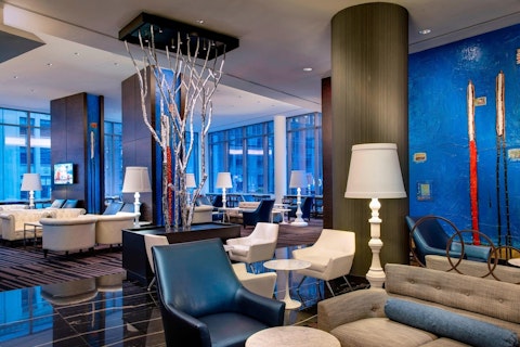 ビジネスクラスで行く！ニューヨークの絶景を満喫できるホテル滞在。朝食つき