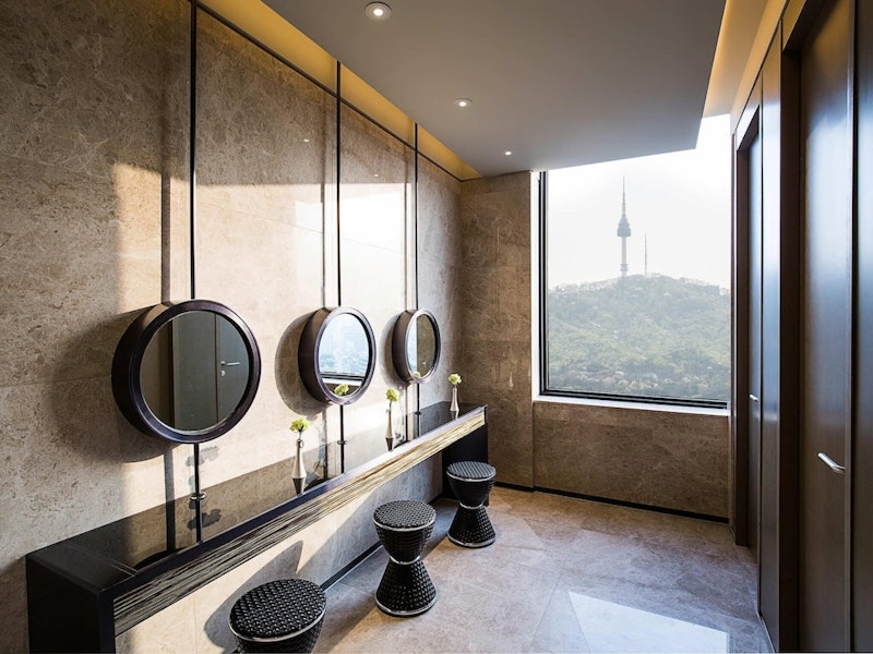 グループ旅行にもおすすめ!好立地な5つ星ホテルに充実のステイ。ビジネスクラス利用