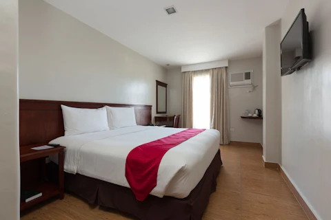 セブ島最大級ショッピングモール近くのホテルに滞在！往復送迎つき。ビジネスクラス利用