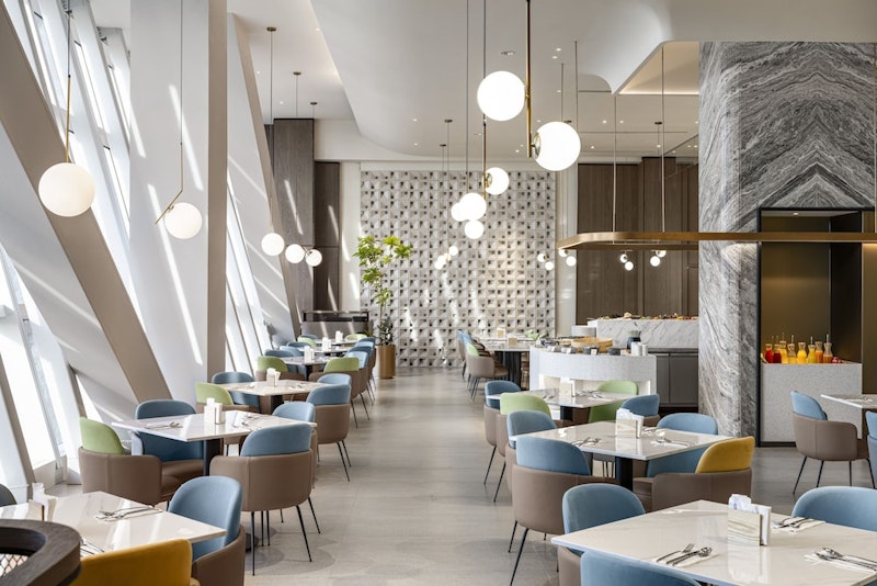 インフィニティプールなど豪華な施設が充実！便利な駅チカの都市型リゾートで快適旅