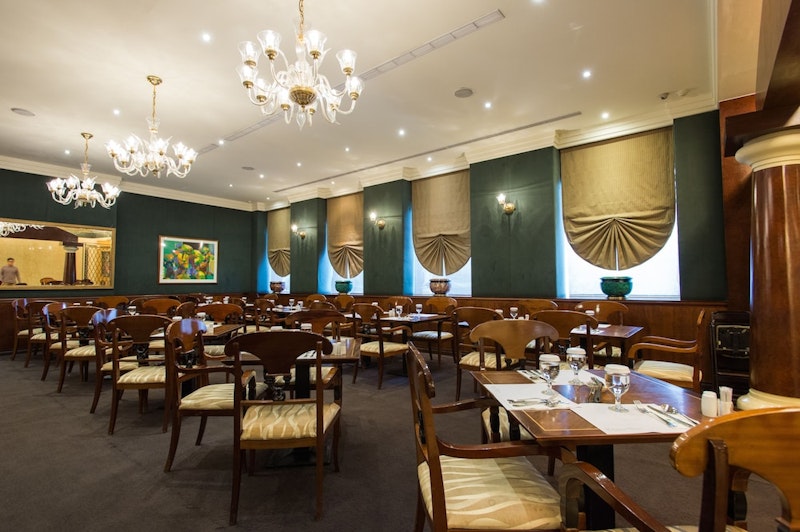 最寄り駅へ徒歩1分で観光に便利な好立地！洗練されたデザインの4つ星ホテルに宿泊