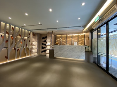 ベッド2台確約。ロケーション重視のホテルで快適な旅を楽しもう！午前発＆夜帰り