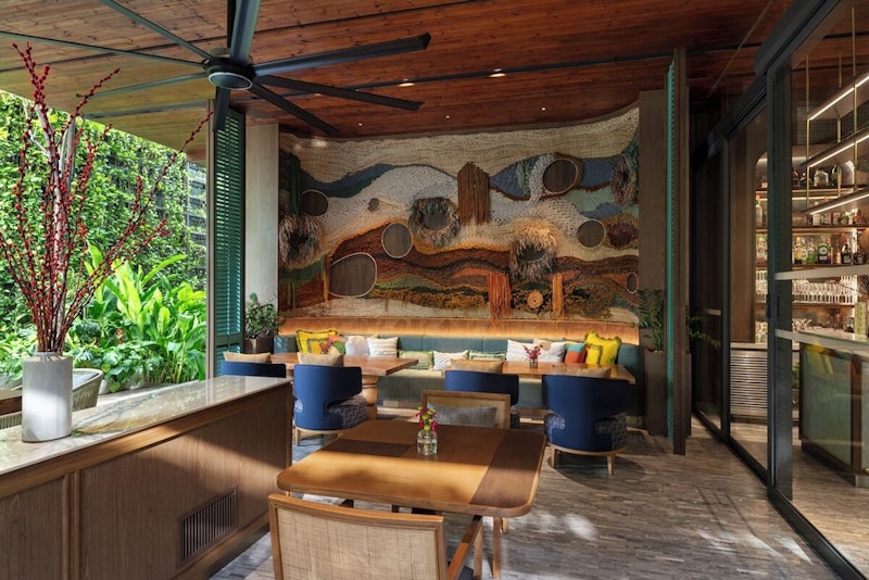 アユタヤ遺跡観光つき!屋外プール併設&緑に囲まれたモダンな隠れ家ホテルで快適ステイ