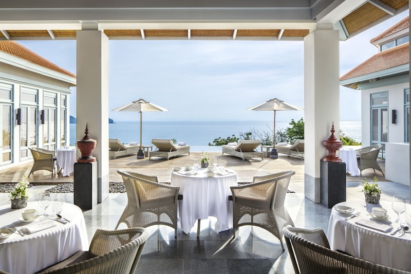 ウェルネスプログラムが充実した5つ星リゾートで優雅旅！往復送迎つき