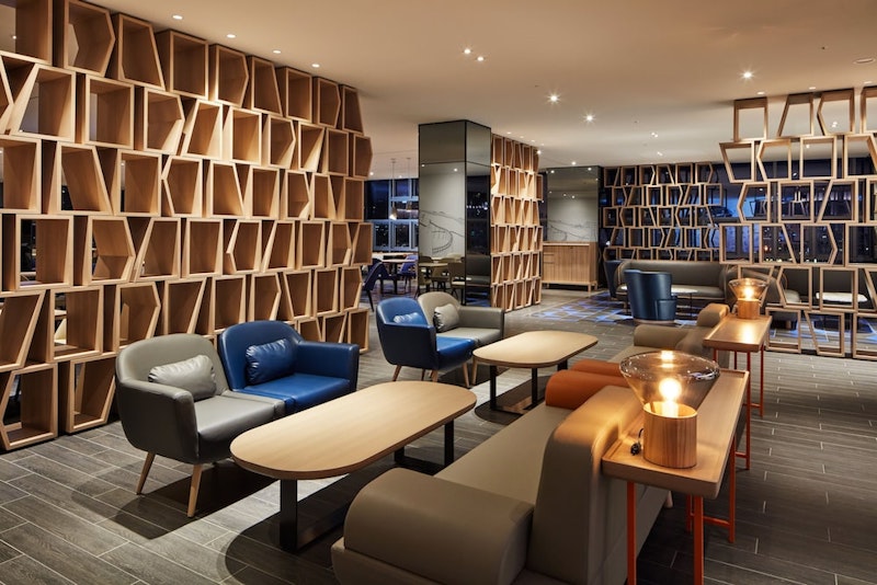 10日前まで予約OK!モール直結の好立地。朝食つきもうれしい駅チカホテルに宿泊