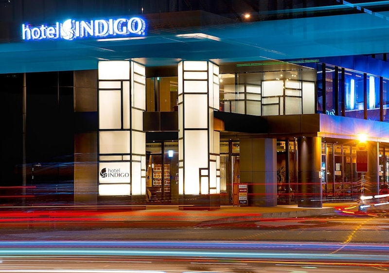 MRT中央公園駅すぐ！ルーフトップバーなど施設充実＆アクティブ派にぴったりなホテル泊