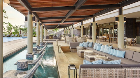 先着100組！11/1(土)販売スタート🎁5つ星ホテルの高層階＆クラブルーム泊！午前発＆早朝帰り、シャトルバス無料券つき