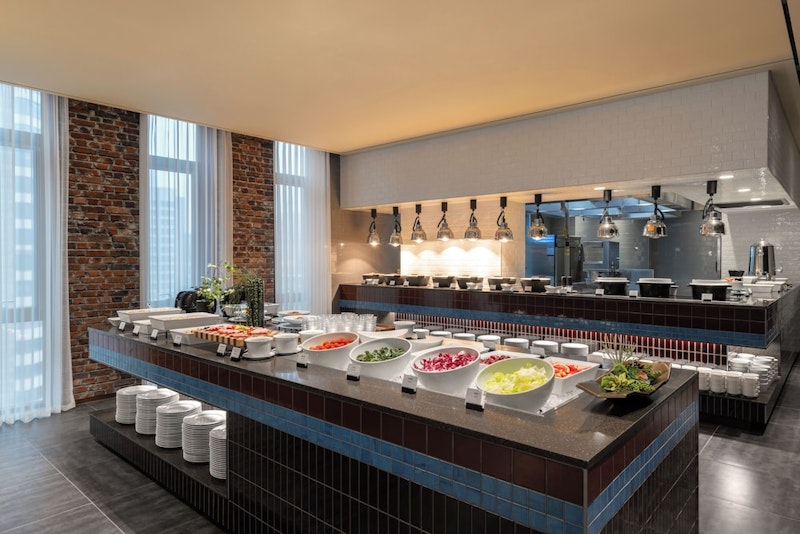 海雲台ビーチ一望のラウンジつき！人気ホテルで観光＆グルメを楽しむ旅