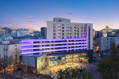 紫禁城や天安門へ行きやすい！王府井エリアの好立地なホテルに宿泊。JAL利用