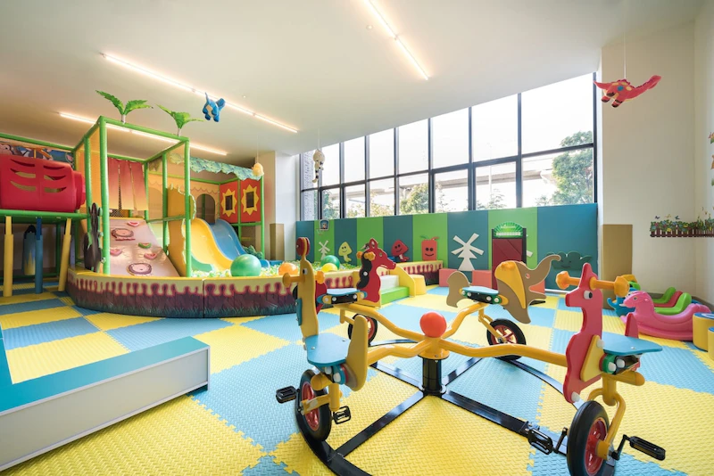 上海ディズニーランド 2デー・チケットつき！パークへ1駅の好立地な4つ星ホテルに滞在