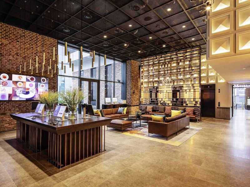 弘大入口駅より徒歩2分！コインランドリーやレストラン併設の4つ星ホテルに宿泊