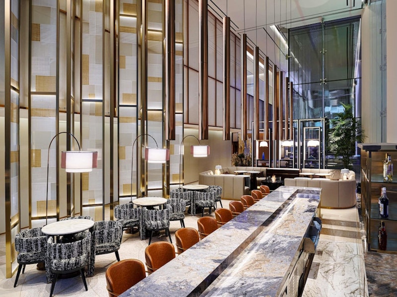 インフィニティプール完備！漢江のほとりに建つロマンチックな5つ星ホテルに宿泊