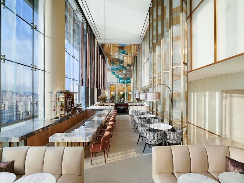 4日前まで予約OK！漢江のほとりにたたずむ5つ星ホテルに滞在。グループ旅行にも最適