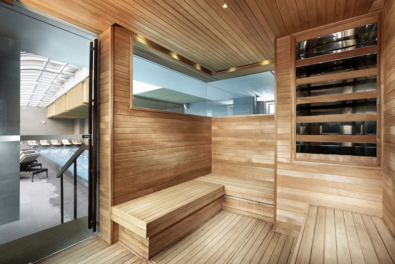 南山タワーに好アクセス！買い物や癒やしを満喫できる5つ星ホテル泊。クラブラウンジつき