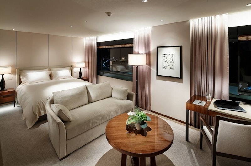 クラブラウンジで至福のひととき！伝統文化をモダンにアレンジした5つ星ホテルに宿泊