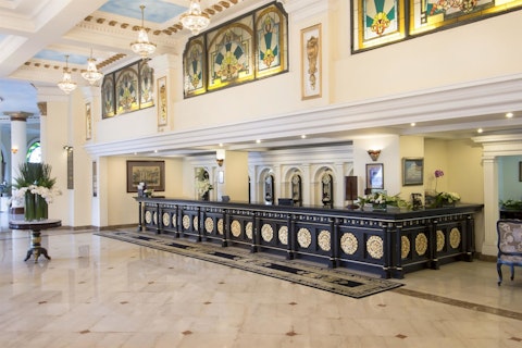 先着100組!SALE価格🎁ルーフトップバー併設!サイゴン川沿いの5つ星ホテルにステイ。メコン川クルーズつき