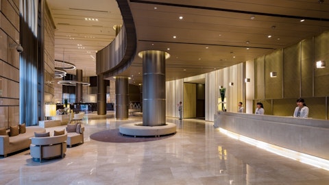 ショッピングモールに隣接!安心の日系5つ星ホテルにステイ。クラブラウンジつき