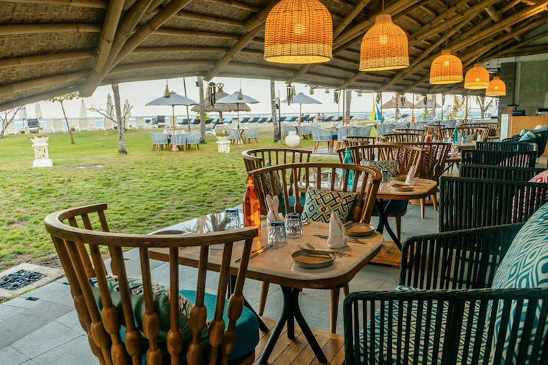 息を呑むようなインド洋の絶景を楽しめる5つ星リゾートにステイ！ビジネスクラス利用